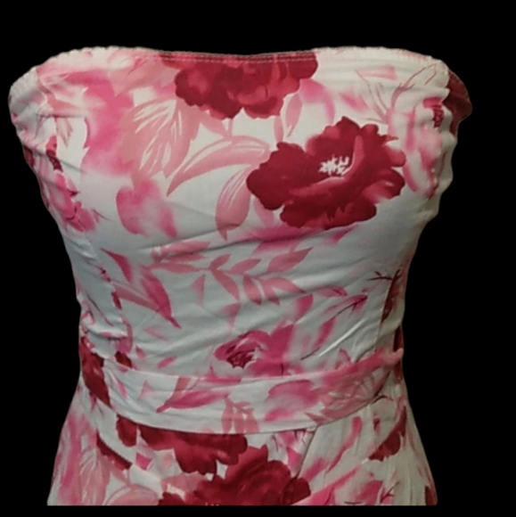 4/$20 MUST BUNDLE! Ruby Rox White Strapless Floral Midi Dress Size 3 - Picture 4 of 7